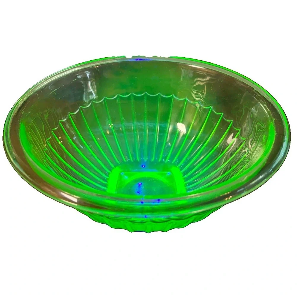 Vintage Uranium Glass Mixing Bowl Green UV Glow Ribbed Scalloped 9